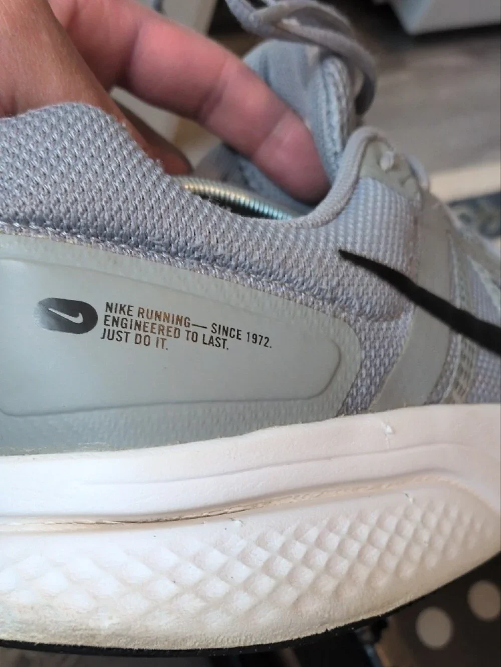 Nike Run Swift Men's Light Grey Athletic Sneakers